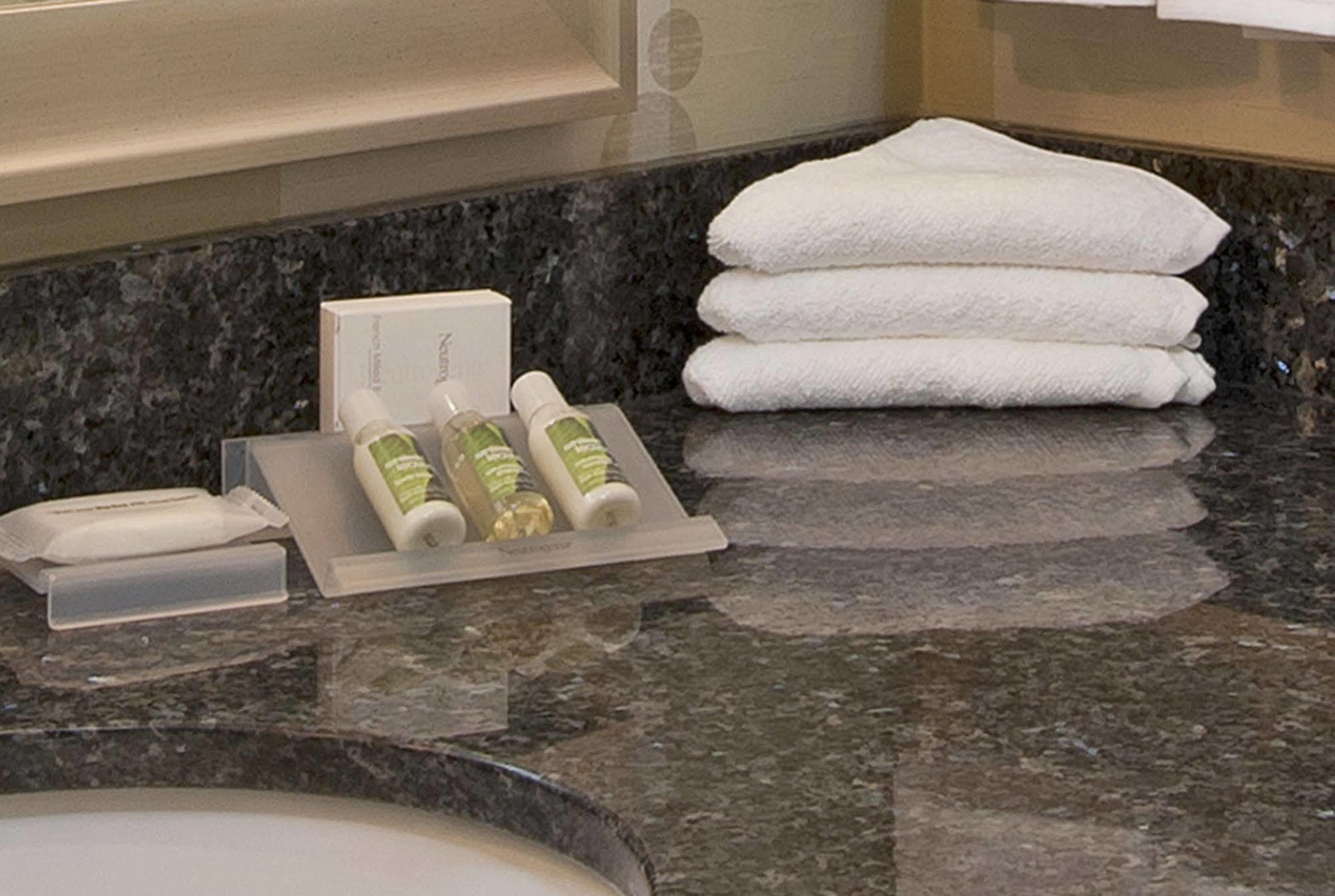Hilton Garden Inn Ft Worth Alliance Airport Ρόανοκ Εξωτερικό φωτογραφία