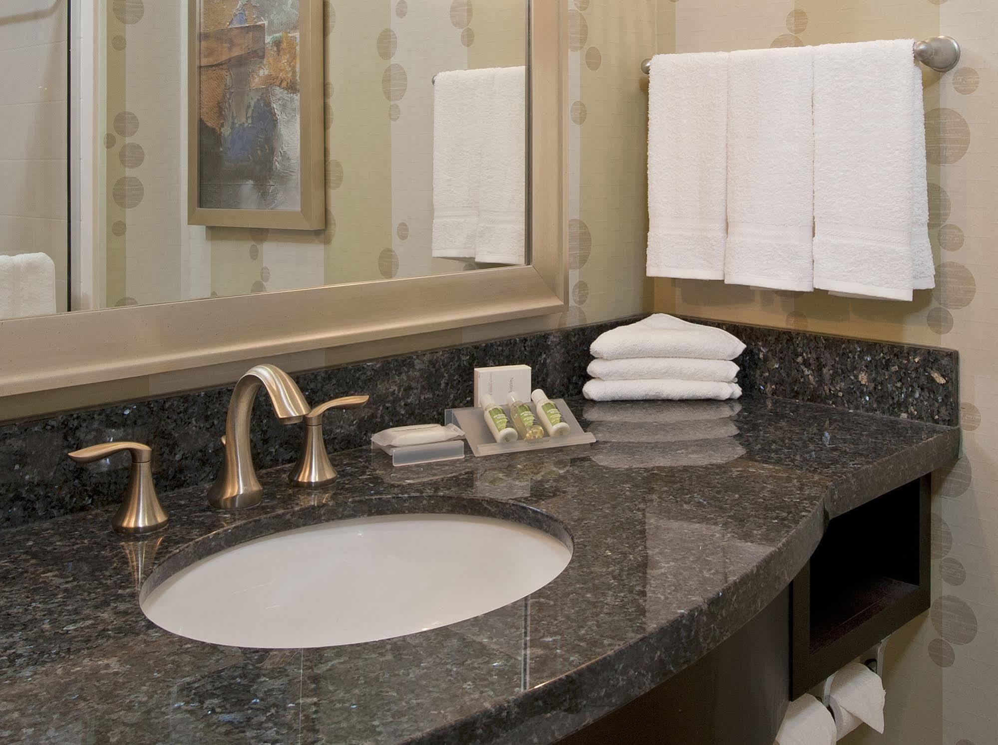 Hilton Garden Inn Ft Worth Alliance Airport Ρόανοκ Εξωτερικό φωτογραφία