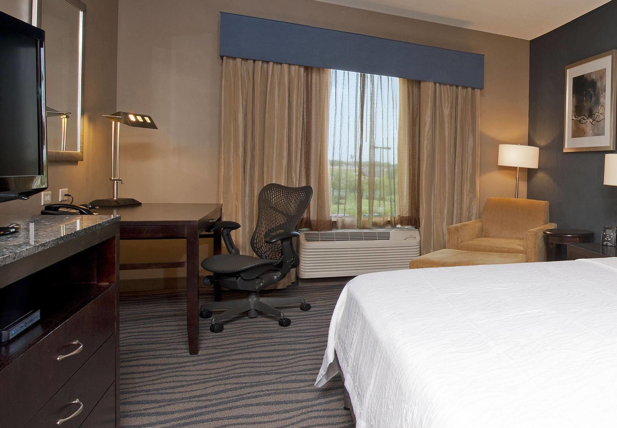 Hilton Garden Inn Ft Worth Alliance Airport Ρόανοκ Εξωτερικό φωτογραφία